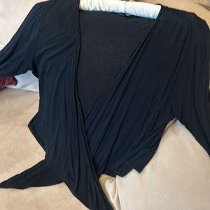 August Silk cropped knit shrug, medium, black, lightweight